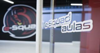e-squad academy escuela de videojuegos